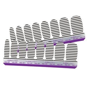 Color Street Between the Lines